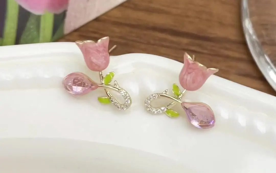 Western Rose Gold Flower With American Diamond Stones Earings For Women & Girls |Stylish & Elegant (Pink)