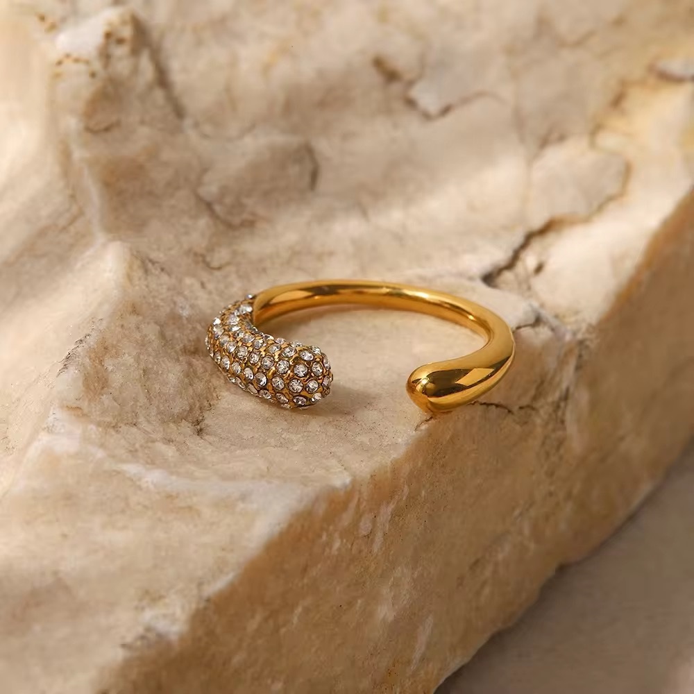 Irregular Waterdrop Shiny Small Cubic Zirconia 18K Gold Plated Adjustable Ring